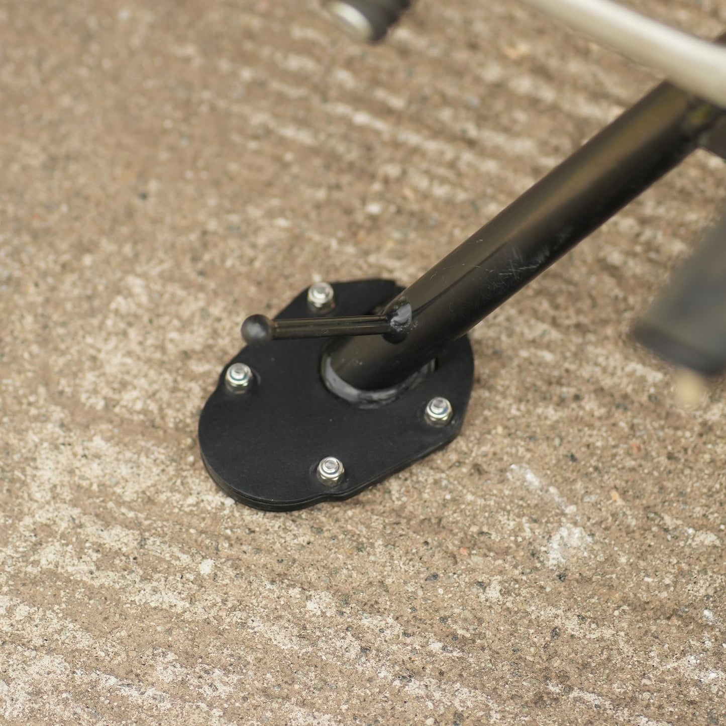 SIDE STAND EXTENDER FOR TRIUMPH SCRAMBLER 400X