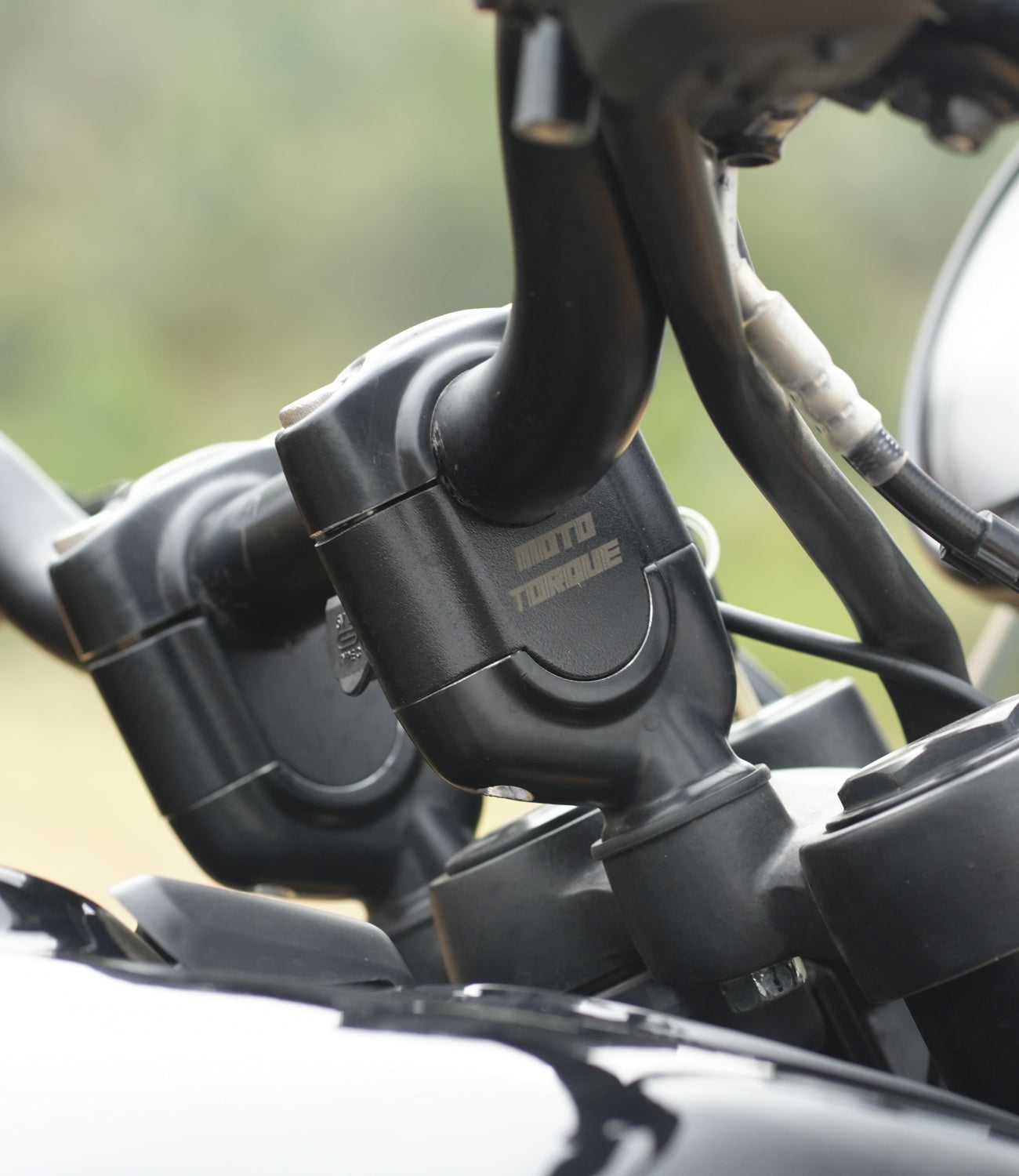 HIMALAYAN 450 - HANDLEBAR RISERS – Moto Torque