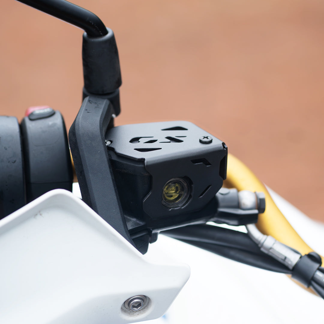 FRONT MASTER CYLINDER GUARD MS  FOR BMW F450 GS
