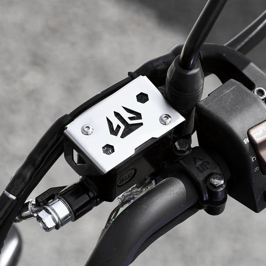 FRONT MASTER CYCLINDER GUARD (SS) FOR YAMAHA XSR 155