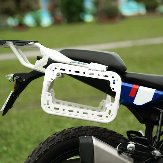 SADDLE STAY (WHITE) FOR BMW F450 GS