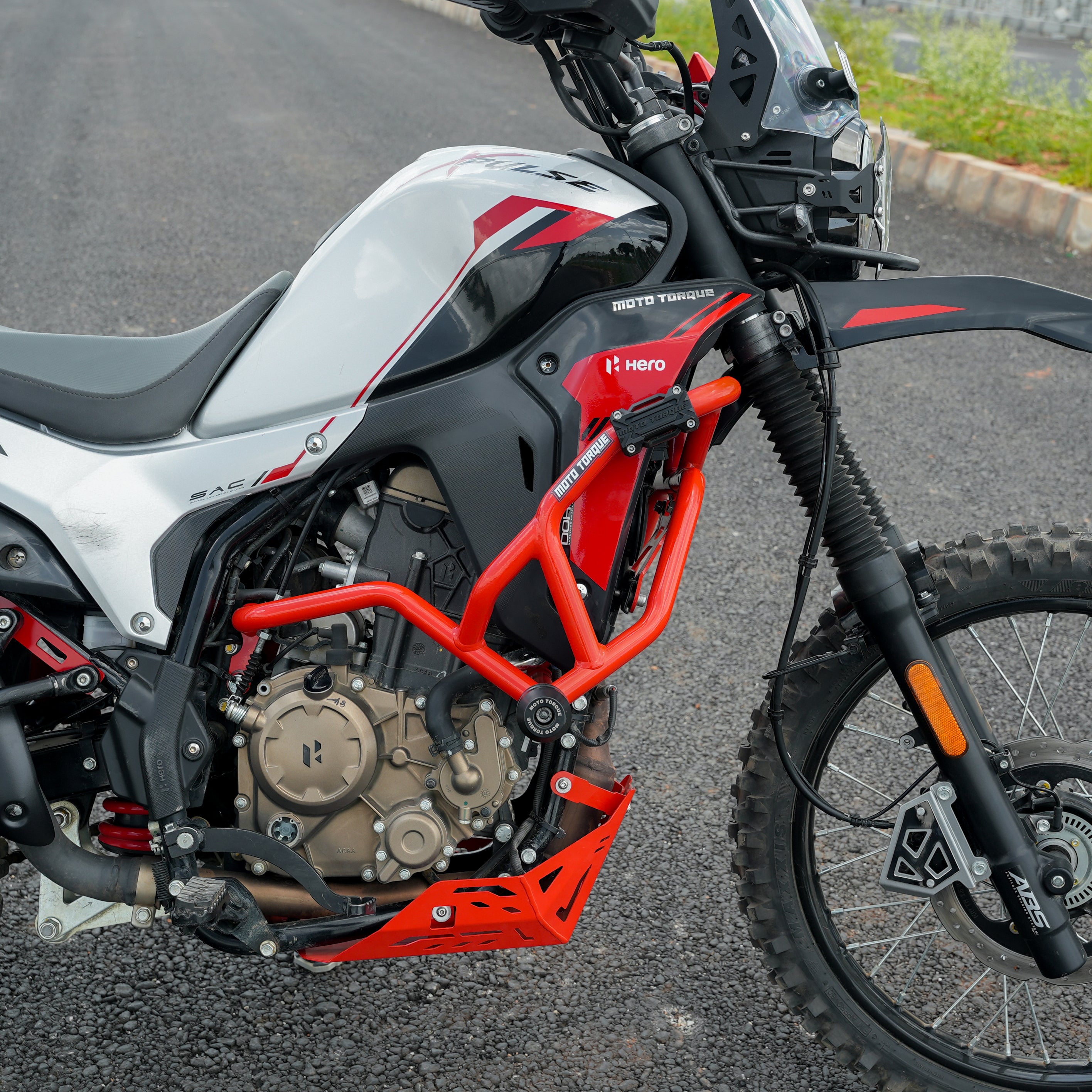 XPULSE 210 ACCESSORIES – Moto Torque